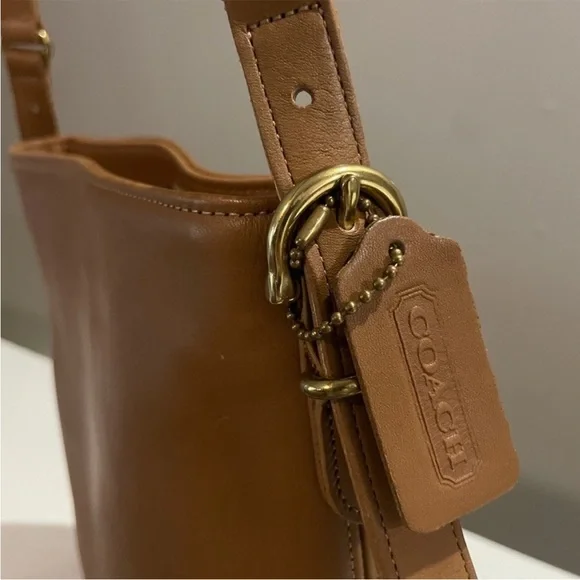 Vintage Coach Equestrian Crossbody Bag 9806 Brown Leather USA Made - Picture 2 of 13